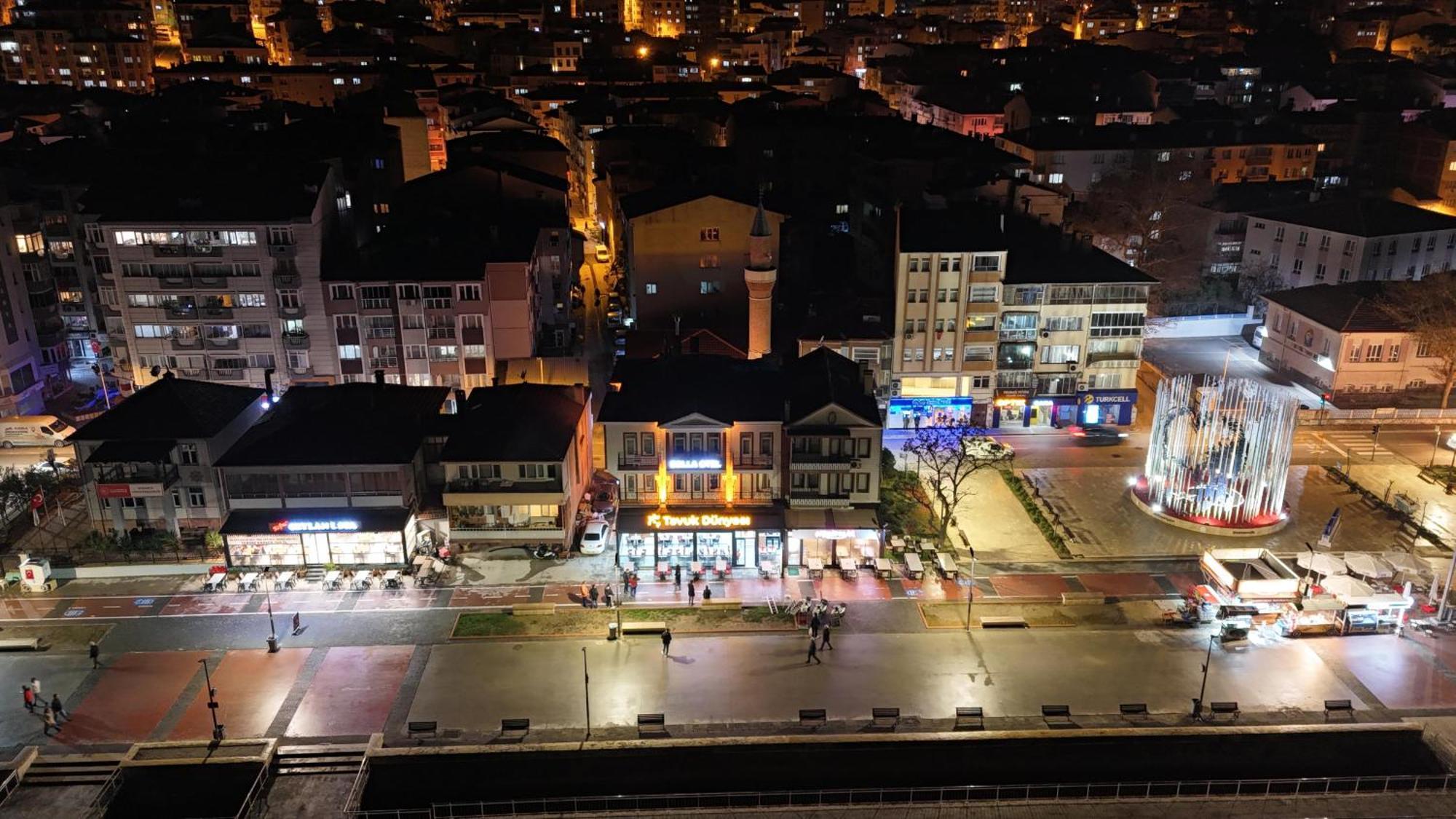 Bella Otel Мудания Екстериор снимка